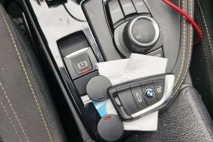 Used BMW X2 2018 sDrive25i Luxury Model with M Off-Road Package China V Emission Standard
