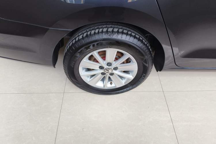 Used Volkswagen Jetta 2017 1.4L Manual Fashion Edition
