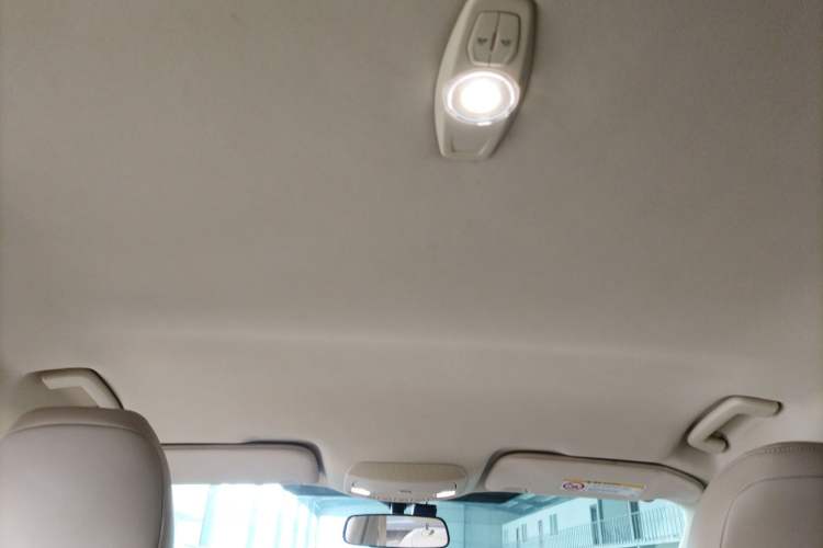 Used Ford Edge 2016 EcoBoost 245 Two-Wheel-Drive Titanium 5-Seater