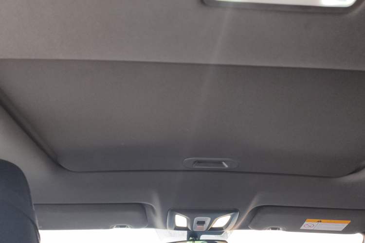 Used CHANGAN UNI-V 2023 1.5T Premium Model