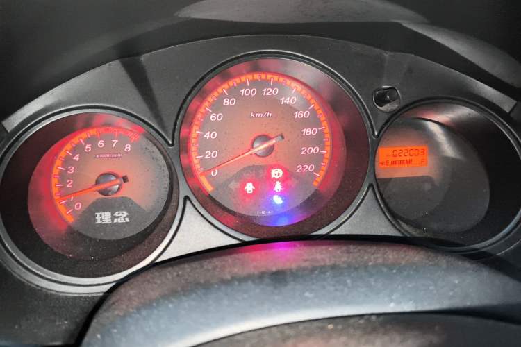 Used Everus S1 2014 1.3L Manual Comfort Edition