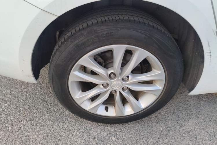 Used Buick Verano 2019 Sedan 20T Dual-Clutch Elite Model