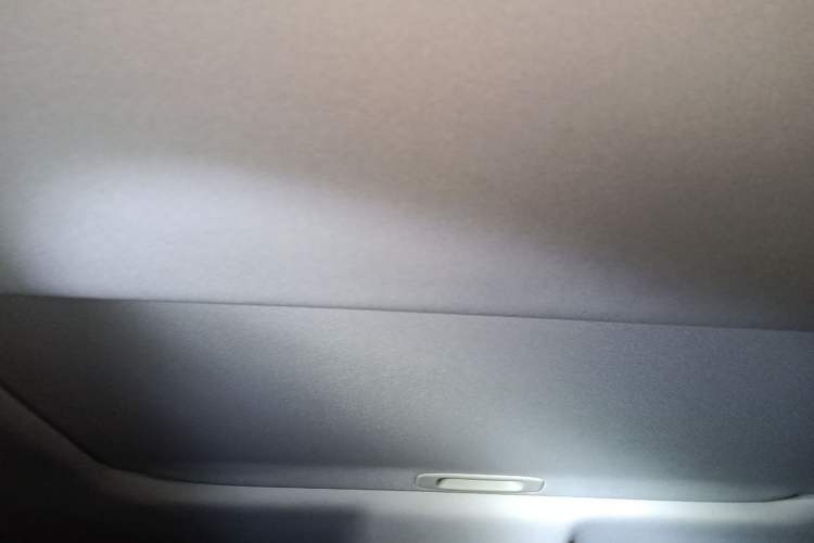 Used GAC Trumpchi GA6 2015 1.8T DCT Luxury Navigation Model Headliner