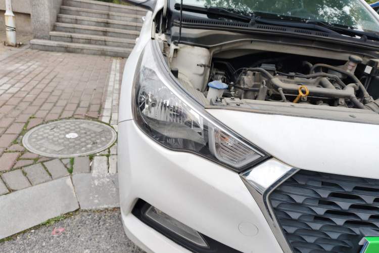 Used Hyundai Verna RV 2017 1.4L Automatic Sport Version National Emission Standard V Right Front Headlight