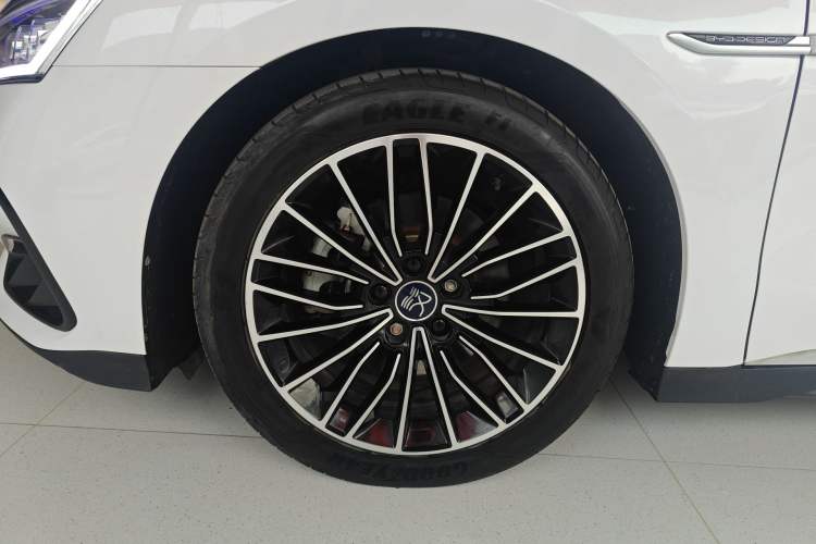 Used BYD Han 2023 DM-i Champion Edition 121KM Prestige Model