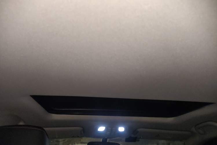 Used JAC Refine S7 2017 2.0T Manual Luxury Version
