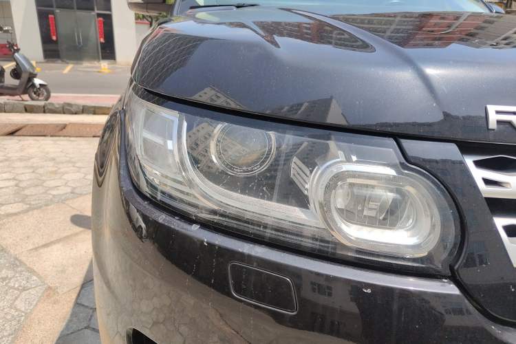 Used Land Rover Range Sport 2014 3.0 SC V6 HSE Right Front Headlight