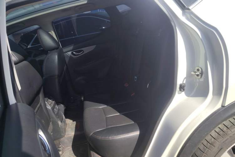 Used Nissan Qashqai 2022 2.0L CVT XV Premier Luxury Edition Left Rear Seat