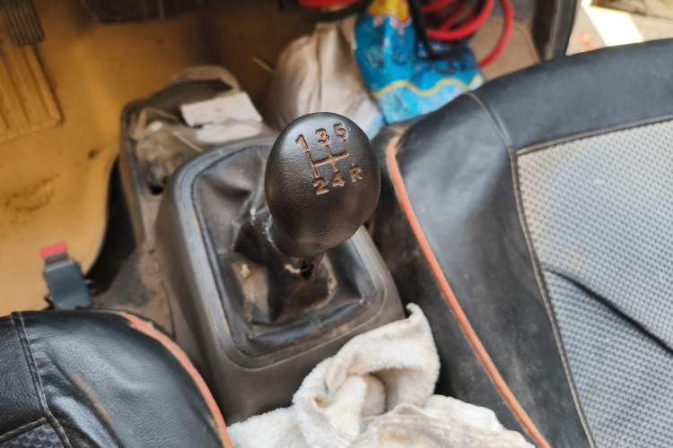 Used Wuling Rongguang 2014 1.2L S Standard Model
