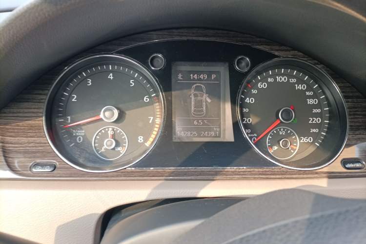 Used Volkswagen Magotan 2013 1.8TSI Prestige Model Instrument Cluster