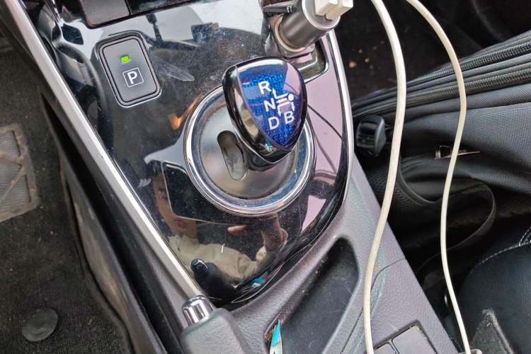 Used Toyota Corolla Hybrid E+ 2019 1.8L E-CVT Leading Edition Gear Lever