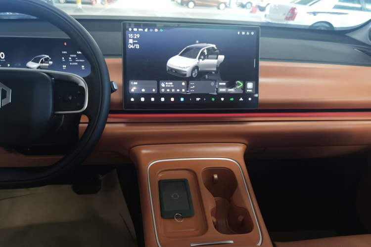 Used Leapmotor C10 2026 605 LiDAR Version Audio And AC Panel