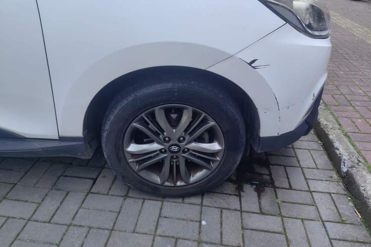 Used Hyundai ix35 2015 2.0L Automatic 2WD Smart Version China V Standard
