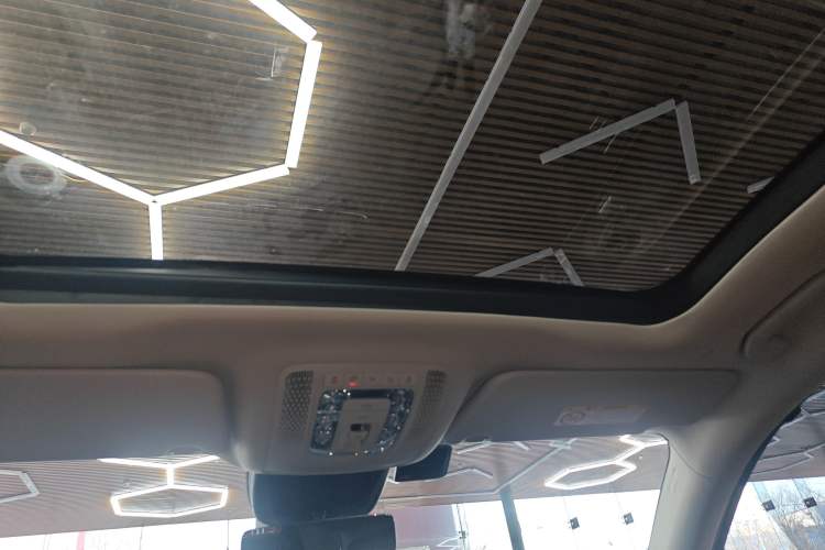 Used Mercedes-Benz GLE 2023 GLE 350 4MATIC Stylish Model
