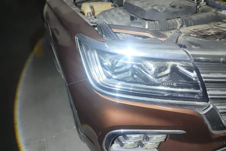 Used Roewe RX8 2018 30T Smart Connectivity All-Wheel Drive Supreme Edition
