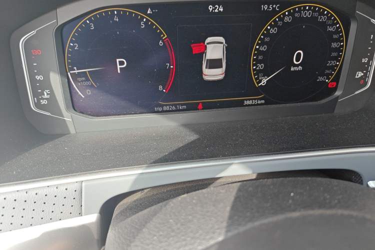 Used Volkswagen Lavida 2023 1.5L Automatic 5 Million Edition Odometer Close Up