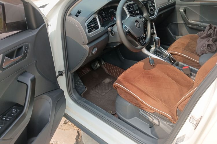 Used Volkswagen T-ROC 2020 230TSI DSG Two-Wheel Drive Advanced Version