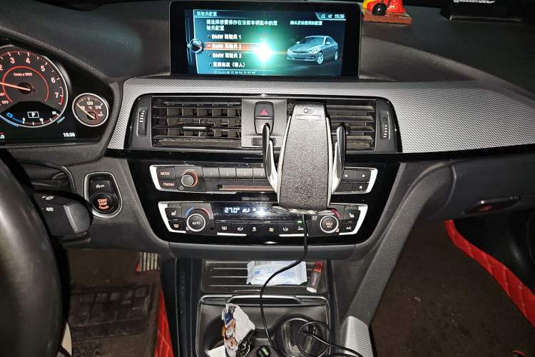 Used BMW 3 Series GT 2017 330i xDrive M Sport Audio And AC Panel