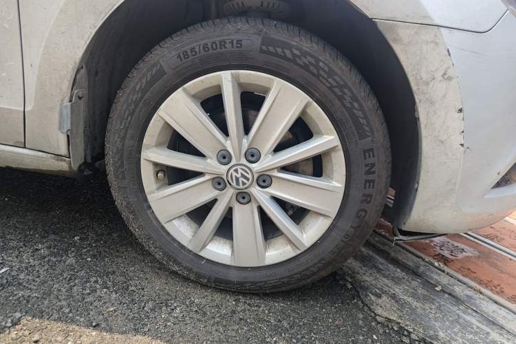 Used Volkswagen Jetta 2015 1.6L Manual Comfort Model
