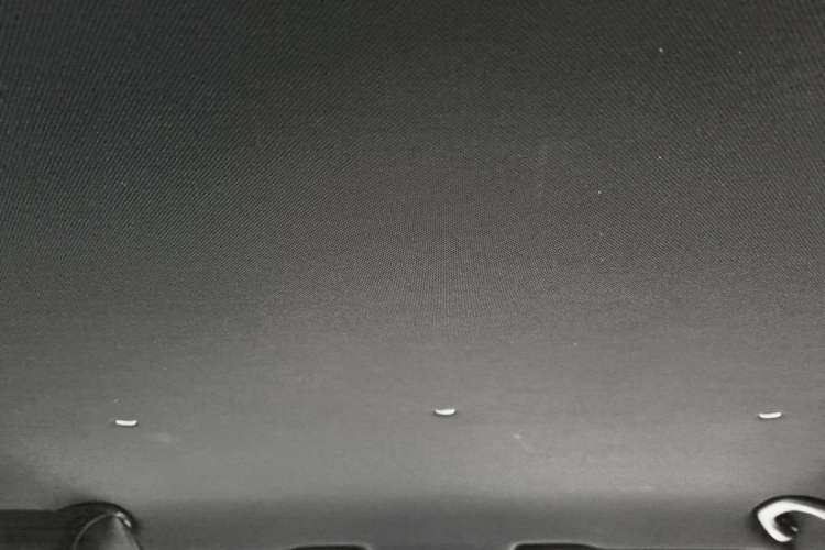 Used Brilliance V3 2015 1.5L Automatic Elite Model Headliner