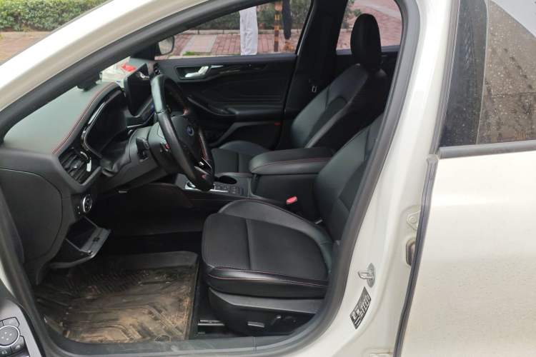 Used Ford Focus 2021 Hatchback EcoBoost 180 Automatic ST Line
