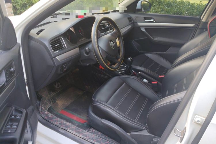 Used Volkswagen Lavida 2017 1.6L Manual Fashion Edition