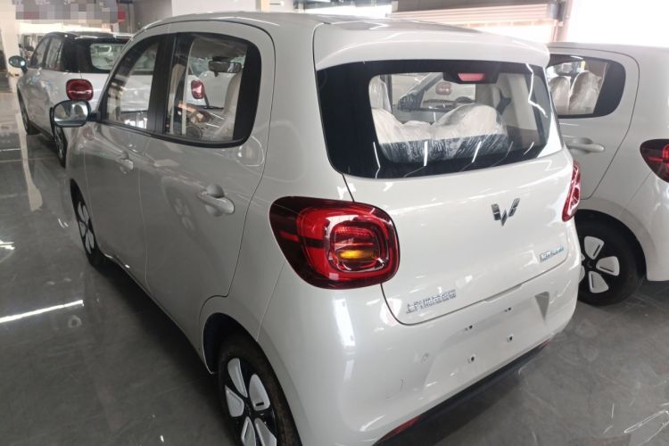 Used Wuling Hongguang MINIEV 2025 Four-Door Version Advanced Edition
