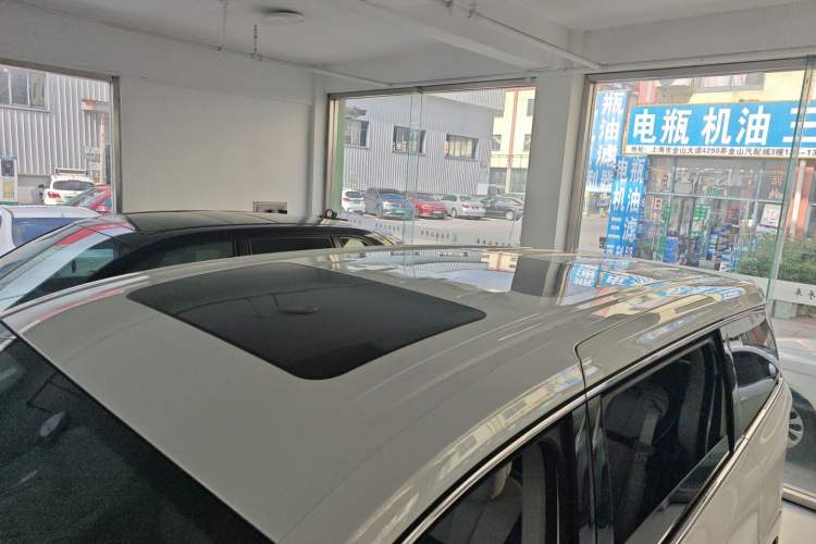 Used Roewe iMAX8 2021 400TGI Supreme Series Ultimate Edition
