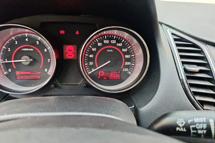 Used Bestune B50 2013 1.6L automatic luxury version