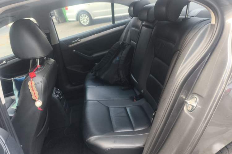 Used Volkswagen Sagitar 2015 230TSI Automatic Comfort Version