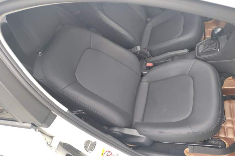 Used Volkswagen Santana 2013 1.6L Automatic Fashion Edition