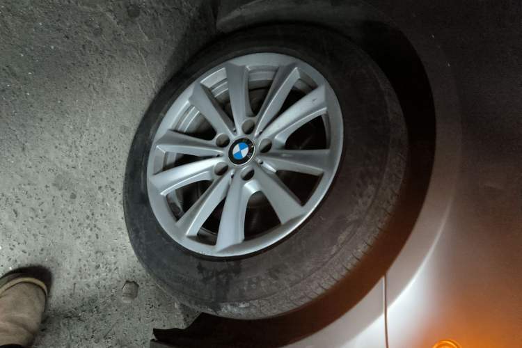 Used BMW 5 Series 2013 520Li Elegant Edition
