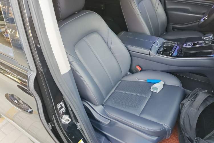 Used GAC Trumpchi M8 2021 Lingxiu Series 390T Deluxe Edition Right Front Seat