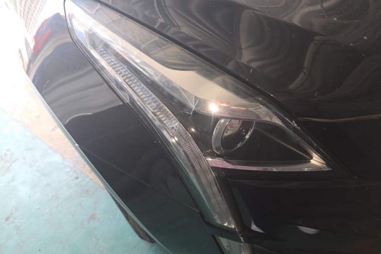 Used Cadillac XT5 2018 25T Luxury Model

