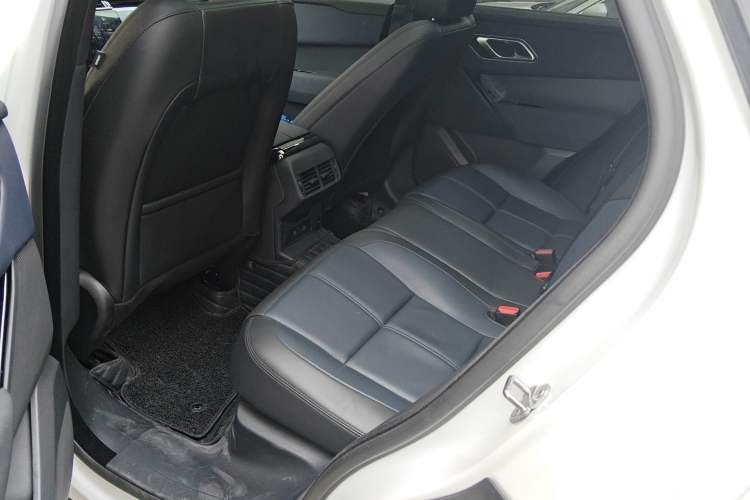 Used Land Rover Range Rover Velar 2024 Dynamic SE
