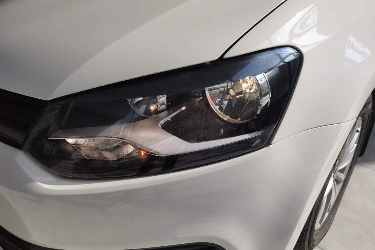 Used Volkswagen Polo 2018 1.5L Manual Drive-Comfort Model
