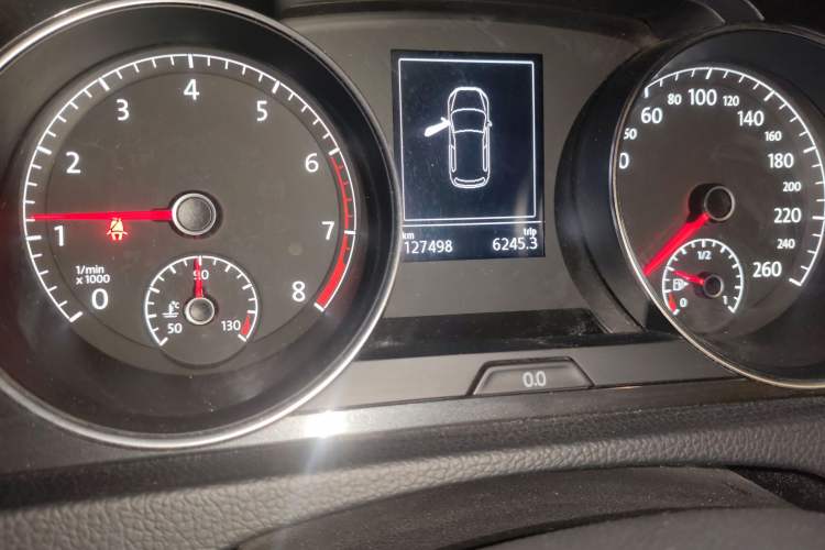 Used Volkswagen Golf 2020 Zhiai Edition 280TSI DSG Comfort Model Odometer Close Up