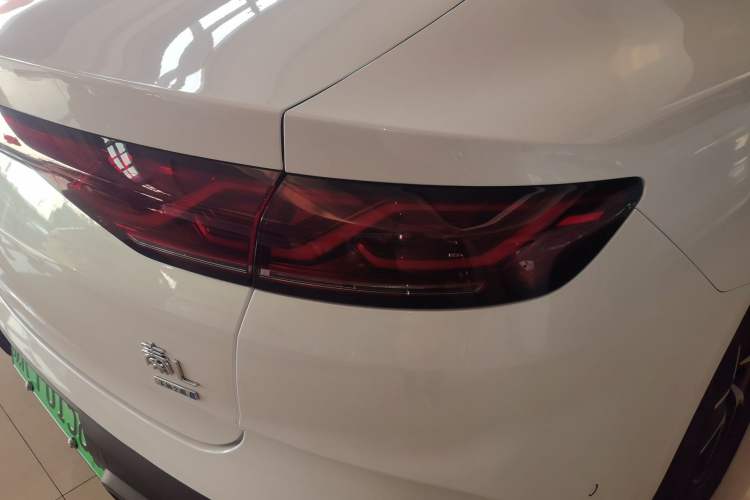 Used BYD Qin L 2025 DM-i Smart Drive 120KM Superior Model Exterior 3