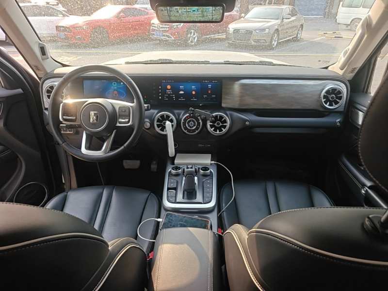 Used Tank 300 2021 City Edition 2.0T Essential Model — 9