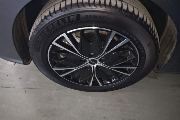 Used Roewe iMAX8 2023 400TGI Comfort Edition