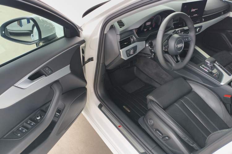 Used Audi A4L 2020 40 TFSI Fashion Dynamic Model Driver Seat