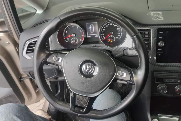 Used Volkswagen Golf Sportsvan 2016 280TSI Automatic Luxury Model