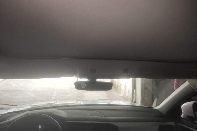 Used Volkswagen Tayron 2020 280TSI Two-Wheel Drive Luxury Connect Edition Headliner