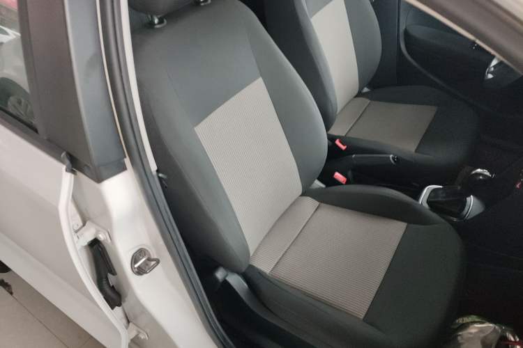 Used Volkswagen Polo 2018 1.5L Automatic Advanced Driving Model Right Front Seat