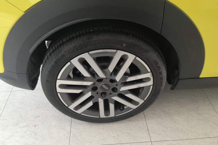 Used MINI MINI 2025 1.5T COOPER Classic Edition Five-Door Version