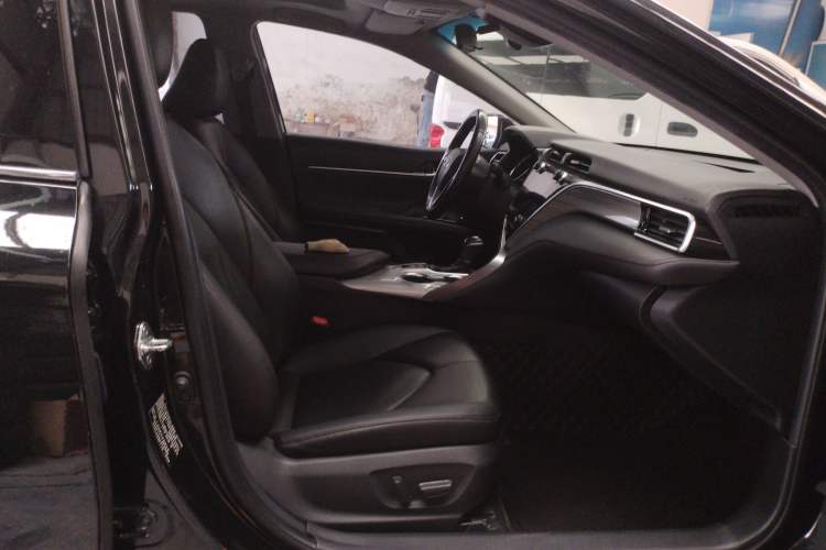 Used Toyota Camry 2019 Dual-Engine 2.5 HG Luxury Edition China VI Standard Right Front Seat