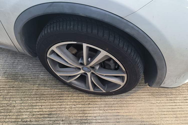 Used BYD Tang New Energy 2019 DM 2.0T All-Wheel Drive Smart Connect & Enjoy Model 7 Seats China VI Standard Exterior 1