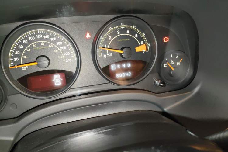 Used Jeep Compass 2012 2.0L two-wheel drive sport version