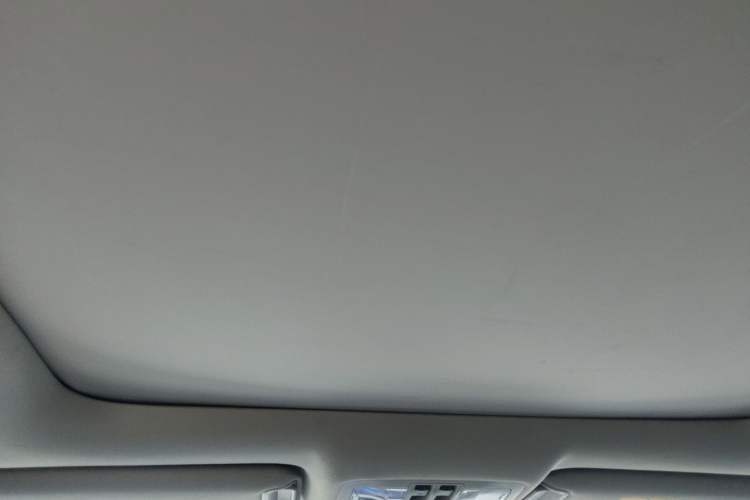 Used Toyota Highlander 2018 2.0T Four-Wheel Drive Luxury Version 7 Seats China VI Standard
