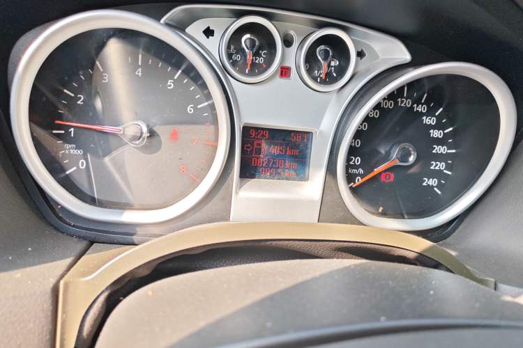 Used Ford Focus 2013 Sedan Classic 1.8L Manual Base Model